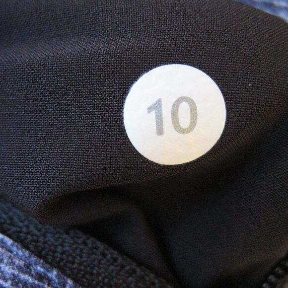 Lululemon Tracker Shorts  - Picture 11 of 11